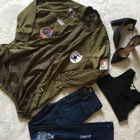 Forever 21 Jackets & Blazers - PATCH BOMBER JACKET